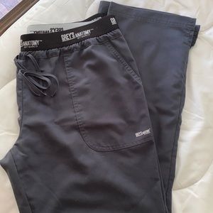 Grey’s Anatomy active scrub pants